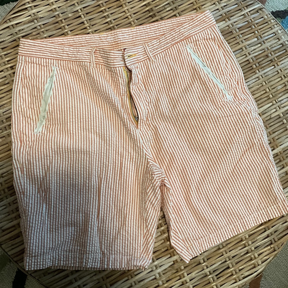 Robert Graham Orange and White Seersucker Striped Shorts size 36